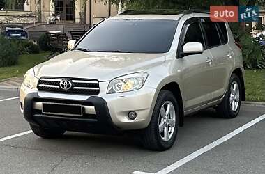 Позашляховик / Кросовер Toyota RAV4 2006 в Києві