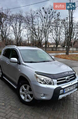 Внедорожник / Кроссовер Toyota RAV4 2008 в Харькове