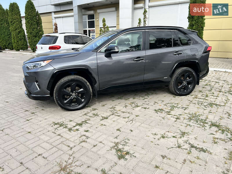 Позашляховик / Кросовер Toyota RAV4 2021 в Умані фото 8 Позашляховик / Кросовер Toyota RAV4 2021 в Умані