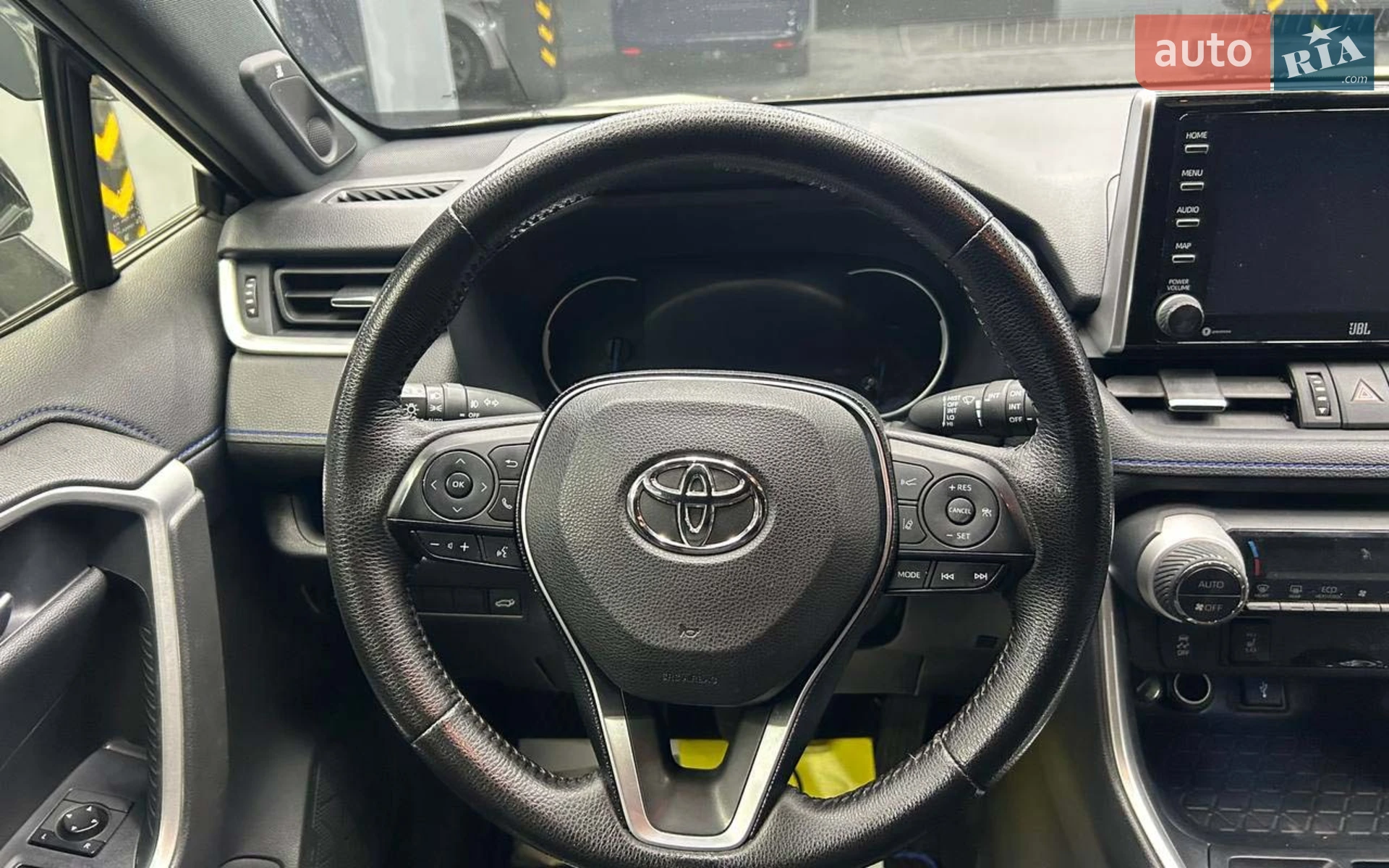 2020 Toyota RAV 4 - мініатюра 13