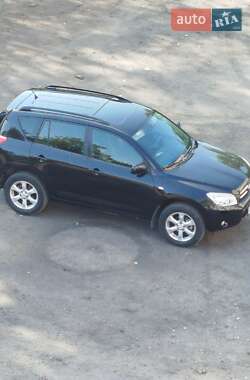 Внедорожник / Кроссовер Toyota RAV4 2006 в Верхнеднепровске
