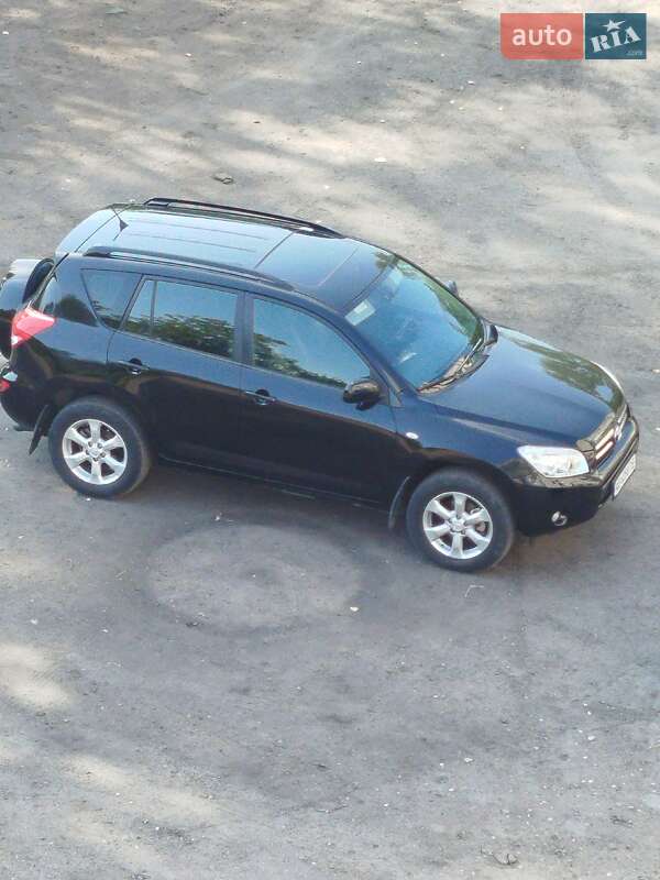 Внедорожник / Кроссовер Toyota RAV4 2006 в Верхнеднепровске фото Внедорожник / Кроссовер Toyota RAV4 2006 в Верхнеднепровске