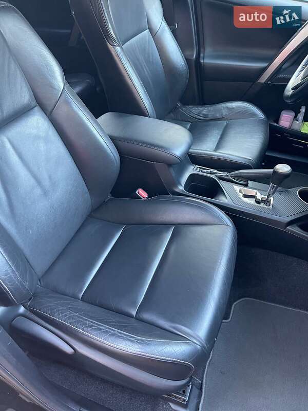 Позашляховик / Кросовер Toyota RAV4 2013 в Одесі фото 11 Позашляховик / Кросовер Toyota RAV4 2013 в Одесі