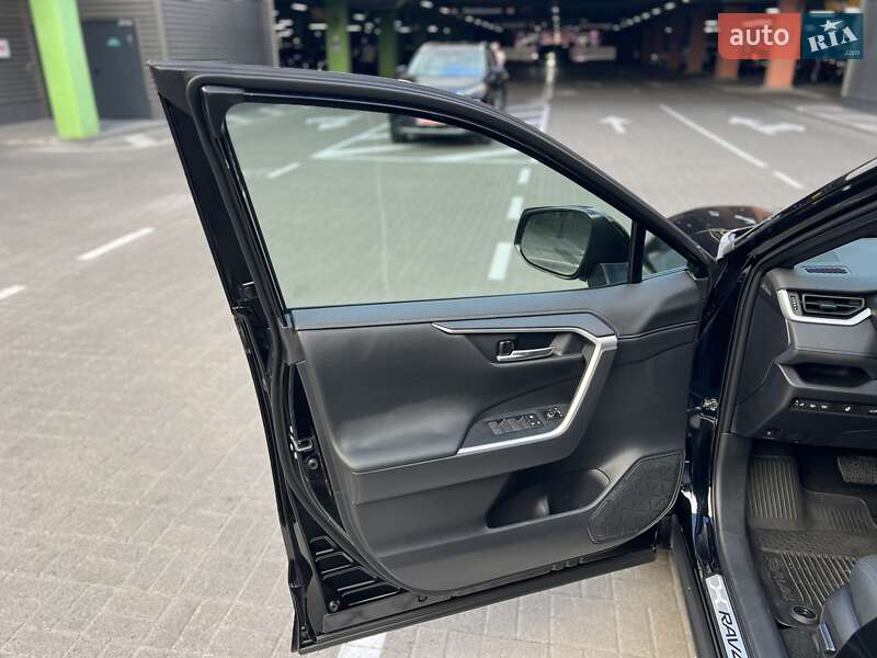 Внедорожник / Кроссовер Toyota RAV4 2024 в Киеве фото 21 Внедорожник / Кроссовер Toyota RAV4 2024 в Киеве