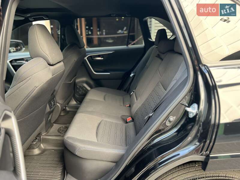 Внедорожник / Кроссовер Toyota RAV4 2024 в Киеве фото 41 Внедорожник / Кроссовер Toyota RAV4 2024 в Киеве