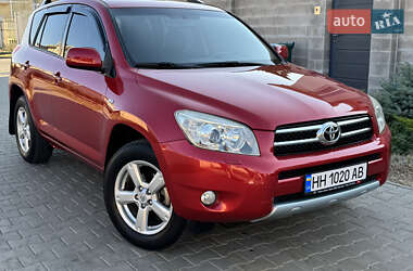 Внедорожник / Кроссовер Toyota RAV4 2006 в 