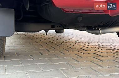 Внедорожник / Кроссовер Toyota RAV4 2006 в 