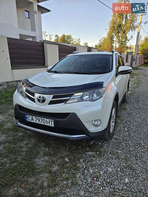Toyota RAV4 2013
