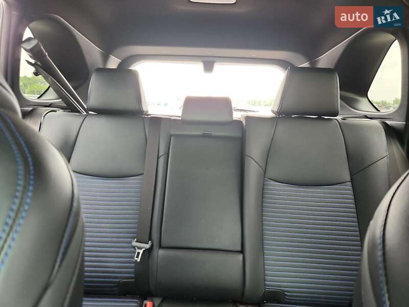 Внедорожник / Кроссовер Toyota RAV4 2023 в Киеве