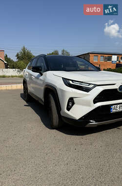 Внедорожник / Кроссовер Toyota RAV4 2023 в Киеве