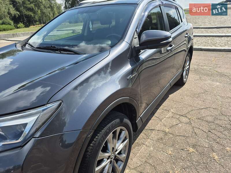 Позашляховик / Кросовер Toyota RAV4 2016 в Житомирі