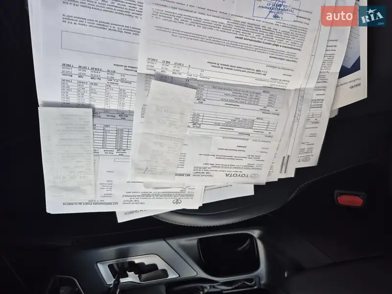 Позашляховик / Кросовер Toyota RAV4 2016 в Житомирі документ