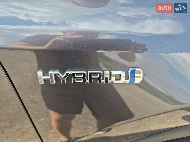 Позашляховик / Кросовер Toyota RAV4 2016 в Житомирі