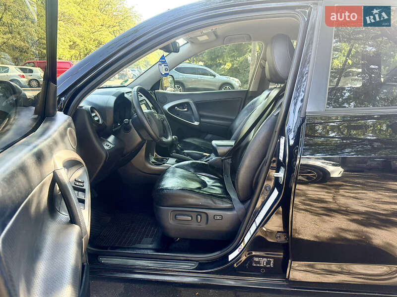 Внедорожник / Кроссовер Toyota RAV4 2009 в Одессе
