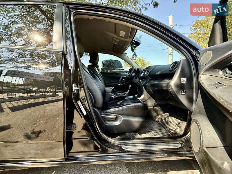 Внедорожник / Кроссовер Toyota RAV4 2009 в Одессе