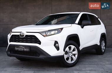 Позашляховик / Кросовер Toyota RAV4 2022 в Києві