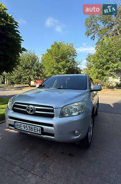 Позашляховик / Кросовер Toyota RAV4 2007 в Миколаєві