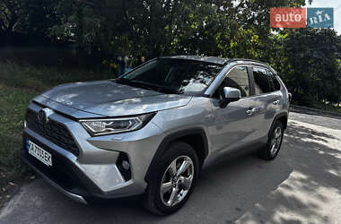 Позашляховик / Кросовер Toyota RAV4 2021 в Харкові