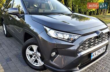 Позашляховик / Кросовер Toyota RAV4 2020 в Білій Церкві