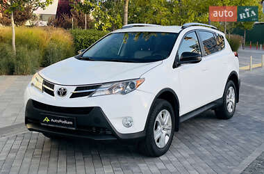 Внедорожник / Кроссовер Toyota RAV4 2014 в Киеве