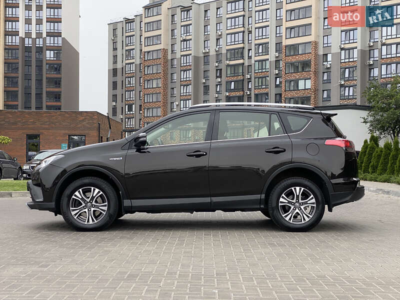 Внедорожник / Кроссовер Toyota RAV4 2016 в Житомире