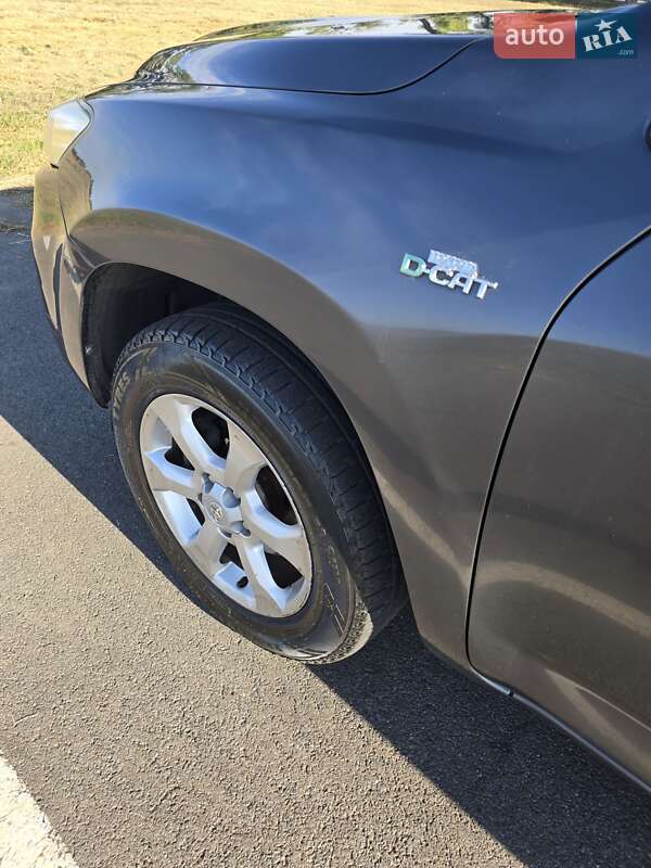 Внедорожник / Кроссовер Toyota RAV4 2011 в Шполе