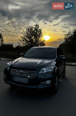 Позашляховик / Кросовер Toyota RAV4 2012 в Броварах