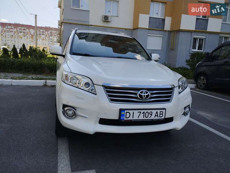 Toyota RAV4 2012