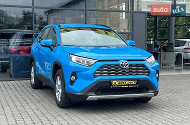 Внедорожник / Кроссовер Toyota RAV4 2019 в Ивано-Франковске