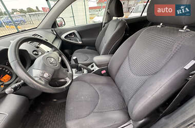 Внедорожник / Кроссовер Toyota RAV4 2008 в 