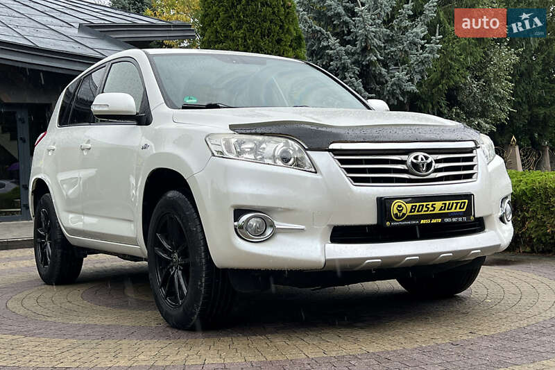 Toyota RAV4 2012