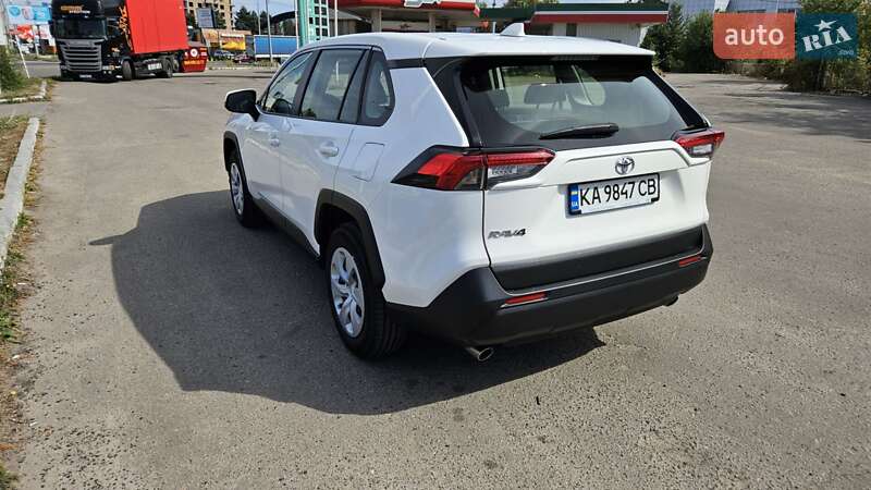 Позашляховик / Кросовер Toyota RAV4 2021 в Полтаві фото 11 Позашляховик / Кросовер Toyota RAV4 2021 в Полтаві