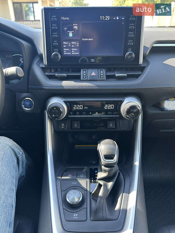 Внедорожник / Кроссовер Toyota RAV4 2021 в Одессе