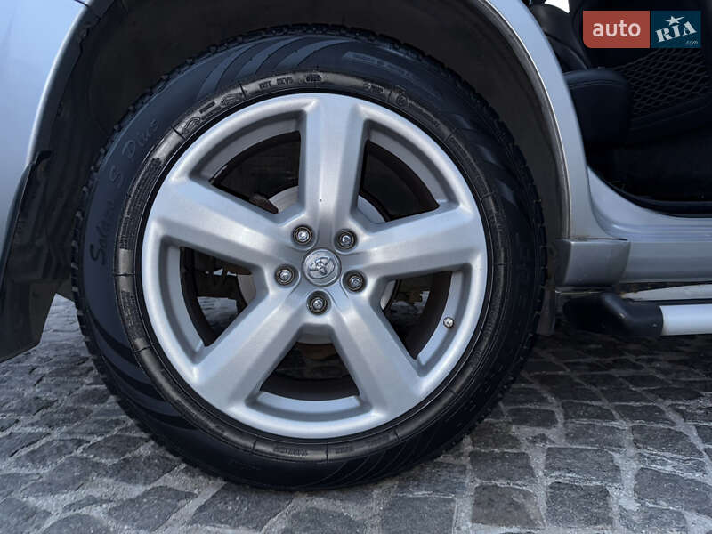 Внедорожник / Кроссовер Toyota RAV4 2007 в Днепре