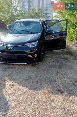 Позашляховик / Кросовер Toyota RAV4 2016 в Миколаєві