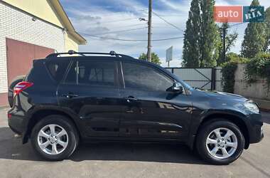 Внедорожник / Кроссовер Toyota RAV4 2011 в 
