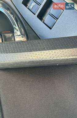 Внедорожник / Кроссовер Toyota RAV4 2011 в 