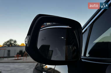 Внедорожник / Кроссовер Toyota RAV4 2021 в 