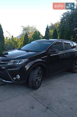 Внедорожник / Кроссовер Toyota RAV4 2014 в Ивано-Франковске