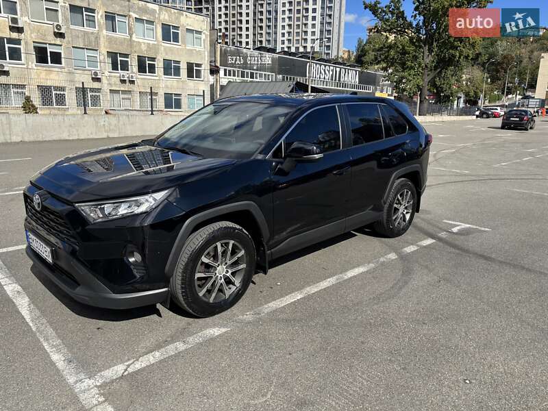 Внедорожник / Кроссовер Toyota RAV4 2020 в Киеве фото 14 Внедорожник / Кроссовер Toyota RAV4 2020 в Киеве