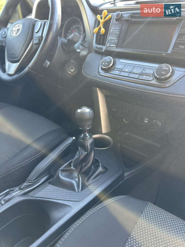 Внедорожник / Кроссовер Toyota RAV4 2013 в Львове