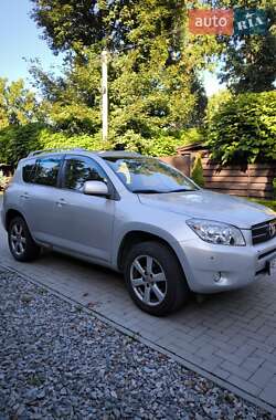 Внедорожник / Кроссовер Toyota RAV4 2008 в Буче