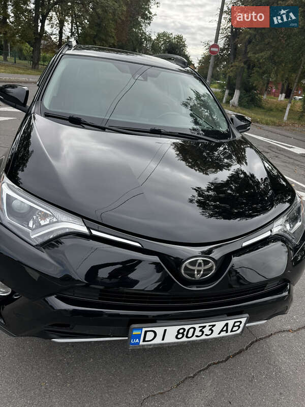 Внедорожник / Кроссовер Toyota RAV4 2018 в Виннице фото Внедорожник / Кроссовер Toyota RAV4 2018 в Виннице