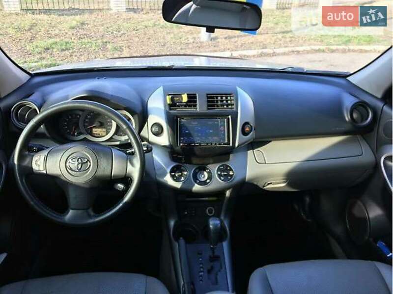 Позашляховик / Кросовер Toyota RAV4 2007 в Черкасах