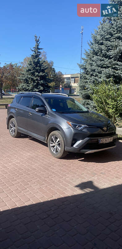 Внедорожник / Кроссовер Toyota RAV4 2018 в Днепре фото 2 Внедорожник / Кроссовер Toyota RAV4 2018 в Днепре