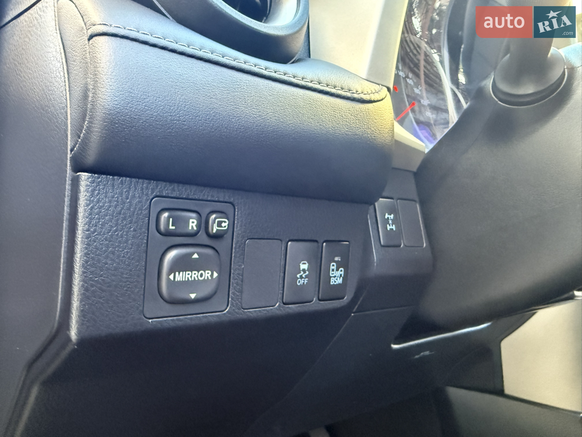 2013 Toyota RAV 4 - мініатюра 42