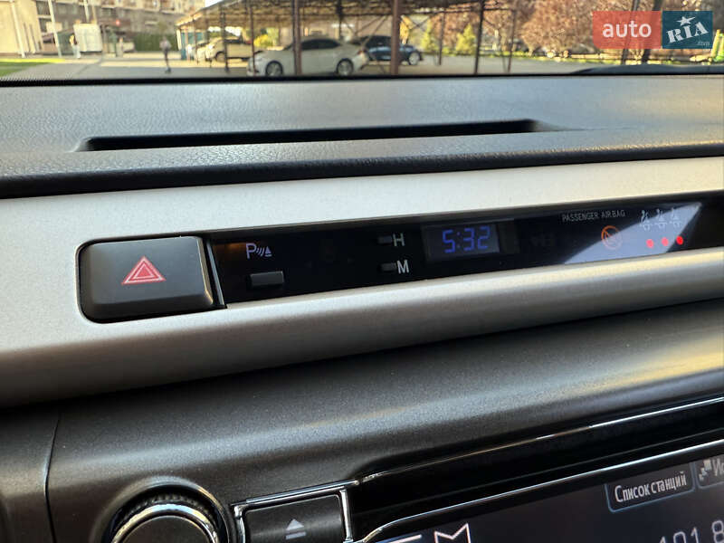 Позашляховик / Кросовер Toyota RAV4 2013 в Одесі фото 45 Позашляховик / Кросовер Toyota RAV4 2013 в Одесі