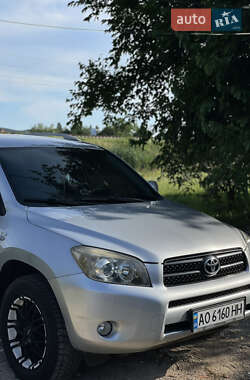 Позашляховик / Кросовер Toyota RAV4 2007 в Мукачевому