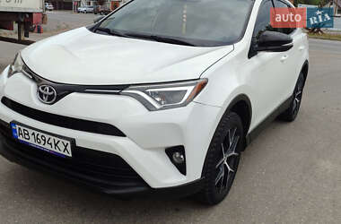 Внедорожник / Кроссовер Toyota RAV4 2015 в Виннице