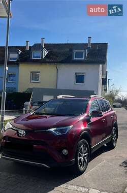 Внедорожник / Кроссовер Toyota RAV4 2018 в Днепре